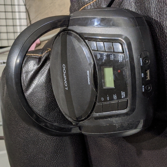 Lonpoo CD Player - Picture 3 of 3